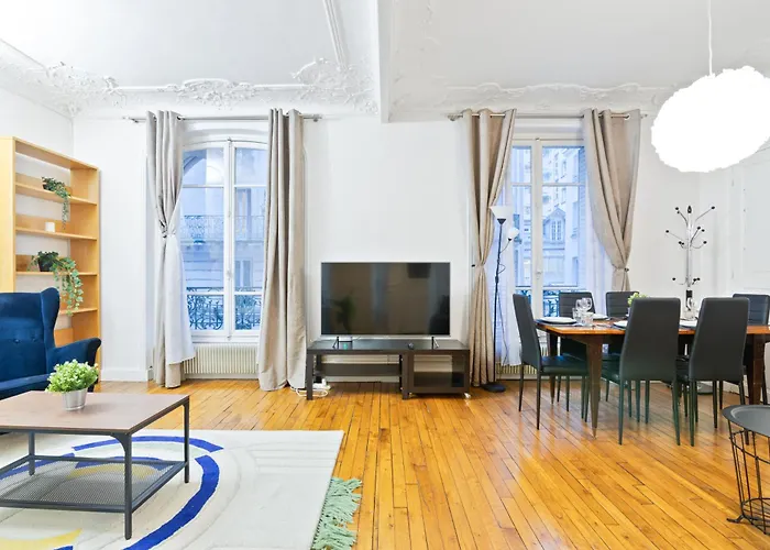 Superb Apartment Quartier Pantheon 4 Free Netflix