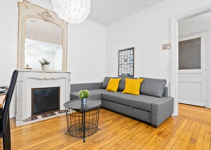 Superb Apartment Quartier Pantheon 4 Free Netflix